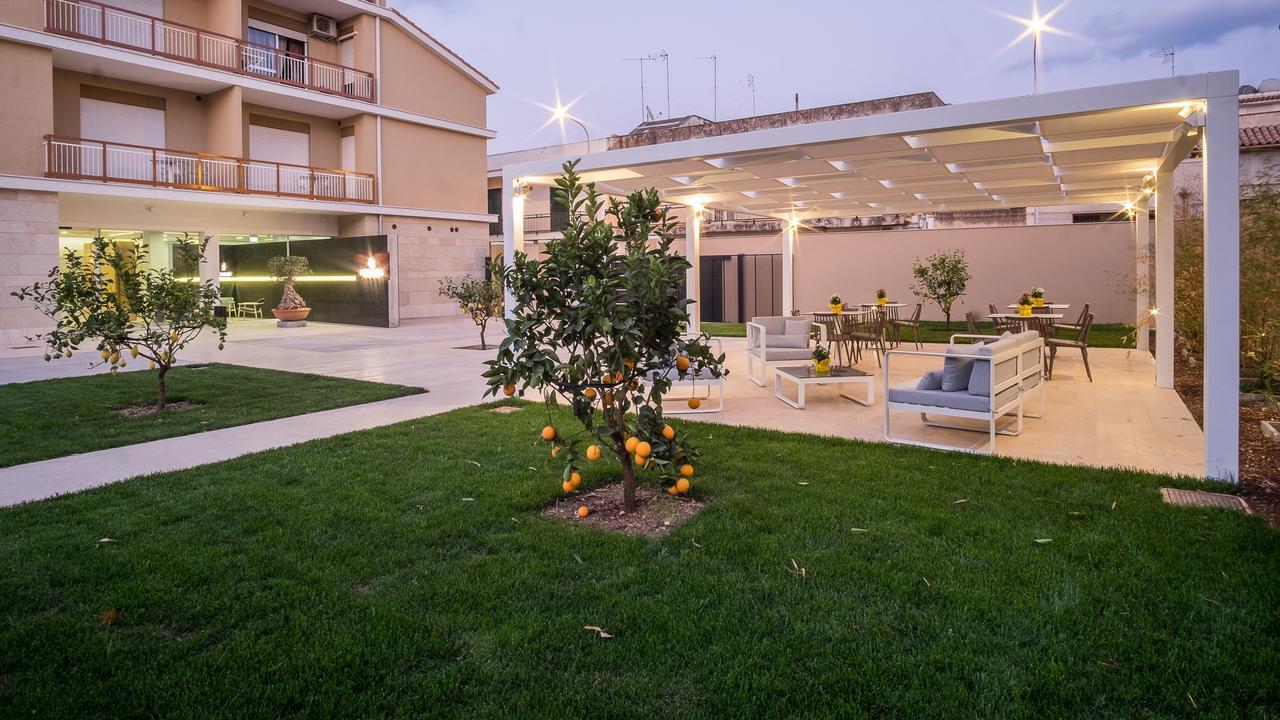 Netum Hotel Noto Exterior photo